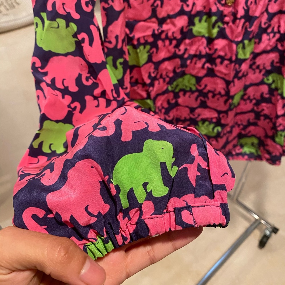 Super cute pink Flowey shirt